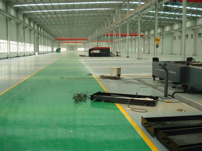 环氧树脂地坪漆施工找成都耐迪斯饰公司